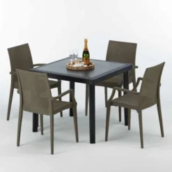 Table Carrée Noire 90x90cm Avec 4 Chaises Colorées Grand Soleil Set Extérieur Bar Café ARM Bistrot Passion Couleur: Marron -Promos Verde Rêverie Boutique 10709469 3