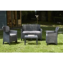 Set Salon D’extérieur Ostuni, Salon De Jardin Composé De 2 Fauteuils, 1 Canapé Et 1 Table Basse, Coin Salon Effet Rotin Avec Coussins, 100% Made In Italy, Anthracite